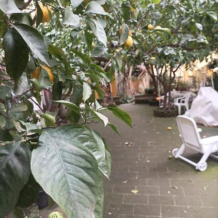 Il Giardino Nascosto Hotel เนเปิลส์ ภายนอก รูปภาพ